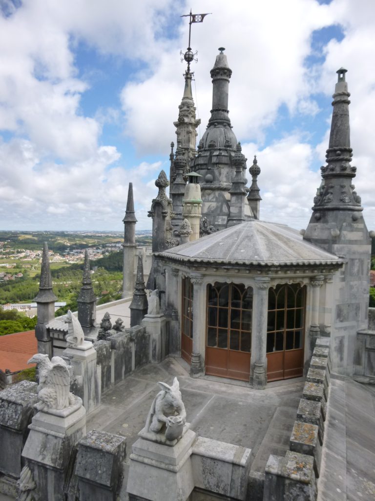 main-house-(parco-alchemico-di-sintra).