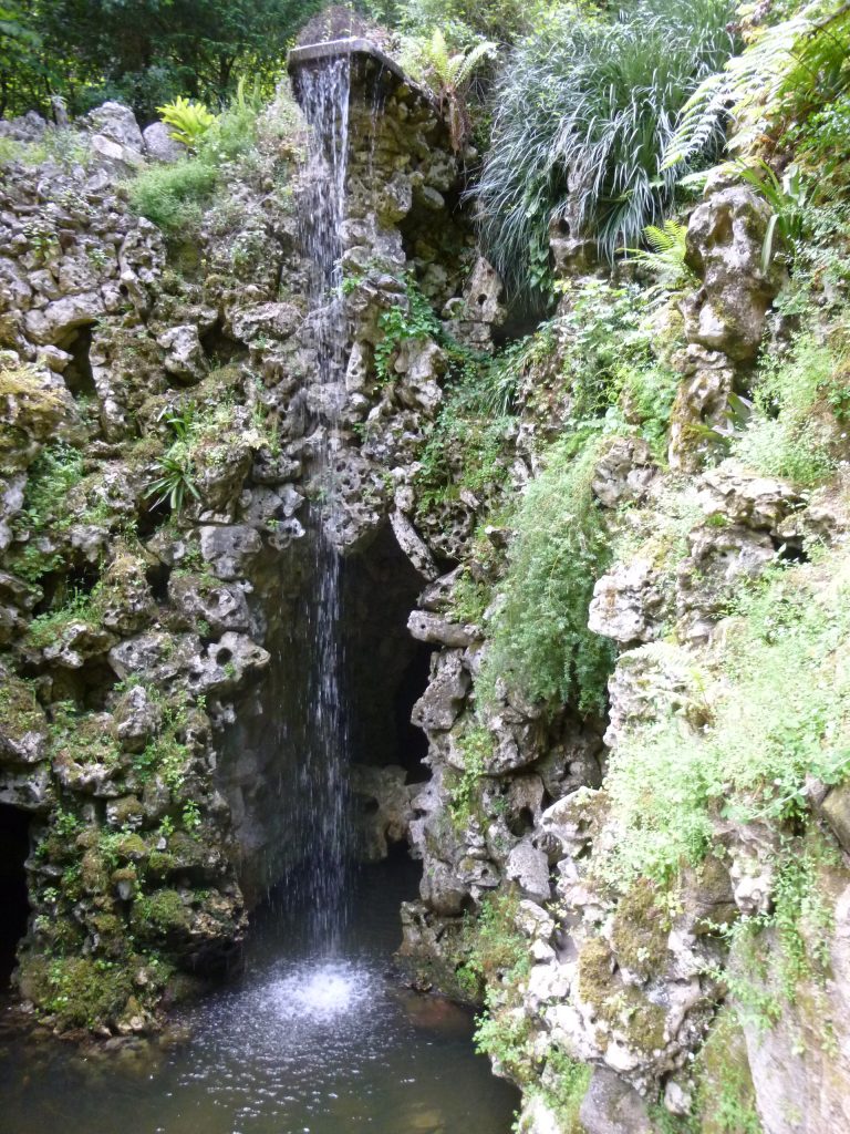 lago-della-cascata-(parco-alchemico-di-sintra)